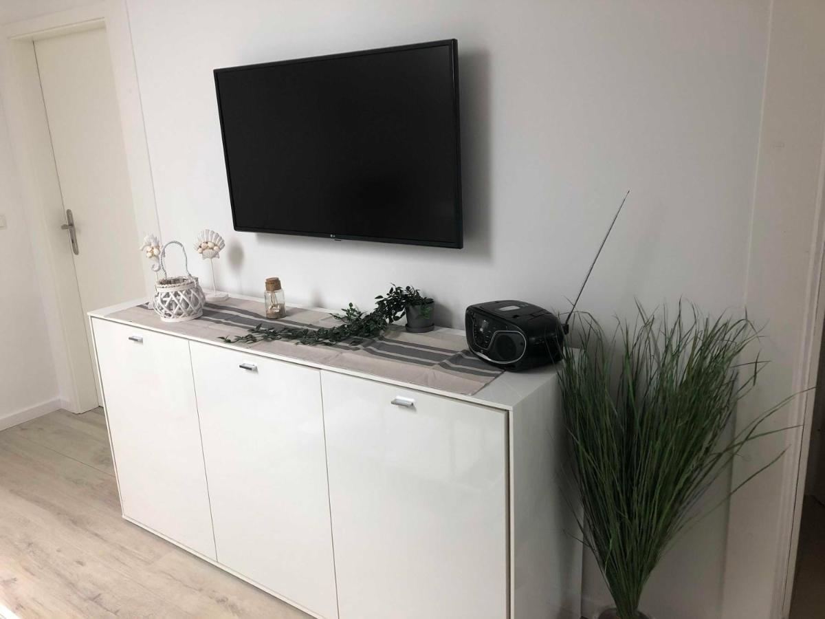 Ferienwohnung Voelker Haven Ngoại thất bức ảnh