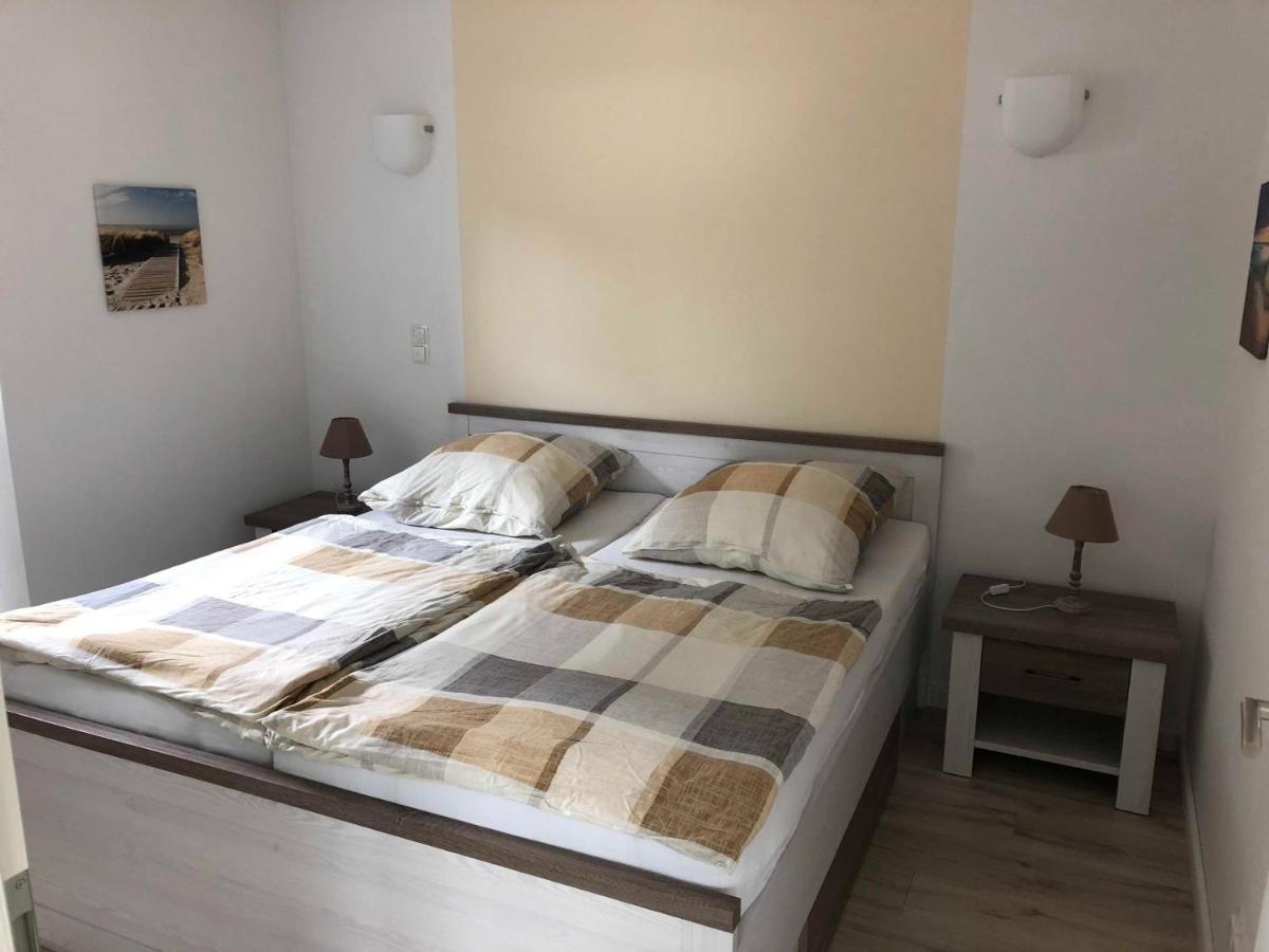 Ferienwohnung Voelker Haven Ngoại thất bức ảnh
