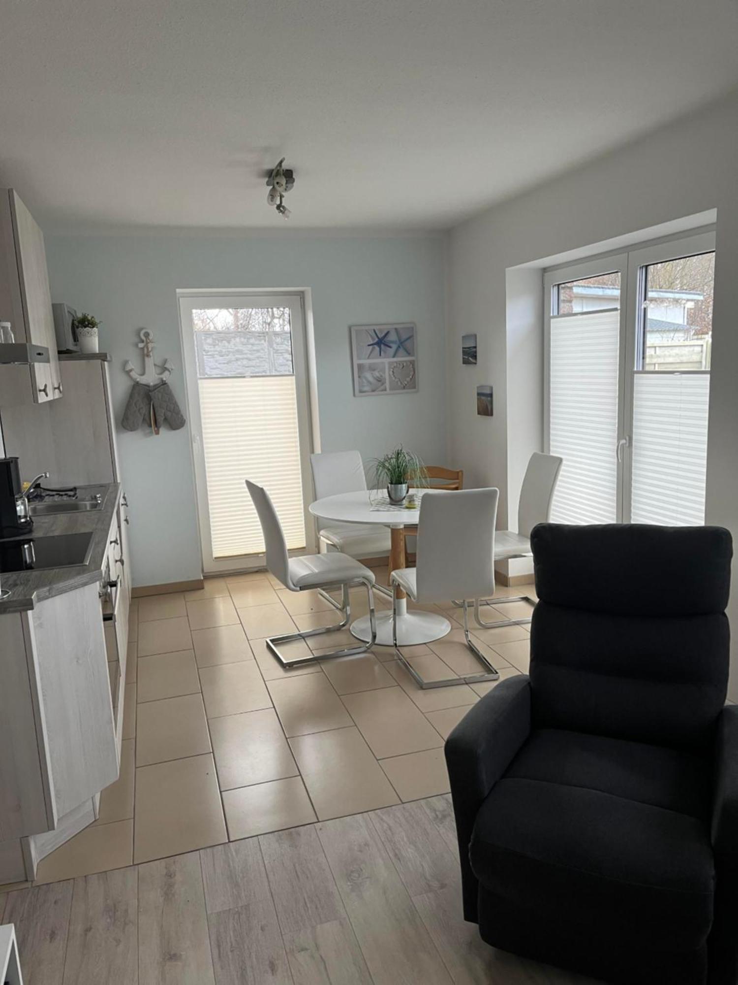Ferienwohnung Voelker Haven Ngoại thất bức ảnh